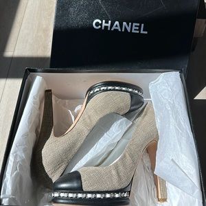 BNIB CHANEL HEELS